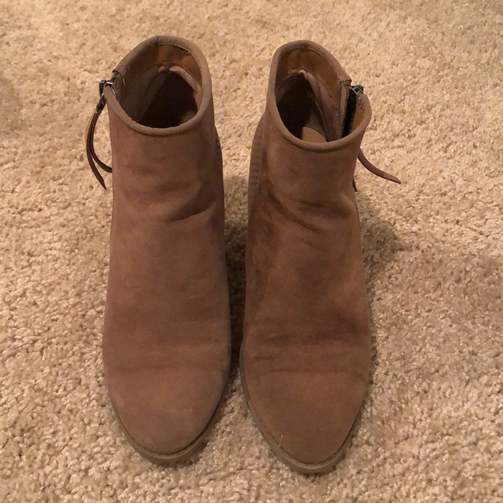 Universal Thread Bootie